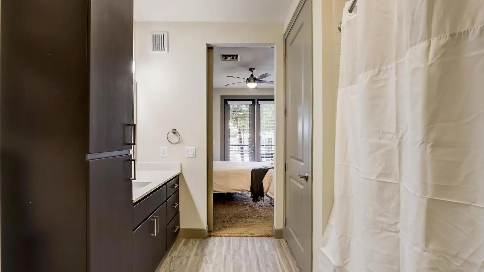 Modern Cozysuites On The Town Lake Waterfront 13 Tempe Daire